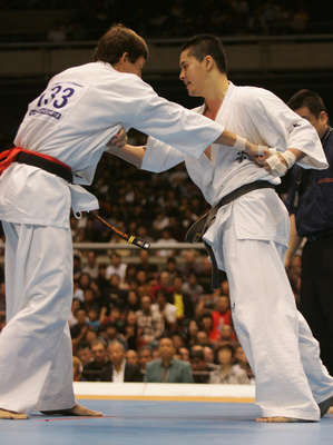Makoto Akaishi vs. Nikolai Davydov